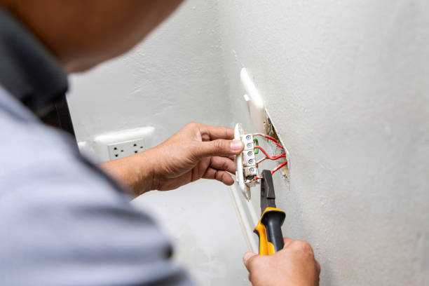 Best Electrical Troubleshooting Services  in Eastland, TX